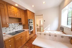 2929 Indianwood Rd, Wilmette, IL 60091 - Photo 17