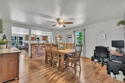 601 W Court Street, Cambridge, IL 61238 - Photo 17