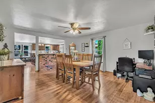 601 W Court St, Cambridge, IL 61238 - Photo 17