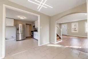 38 N Rebecca St, Glenwood, IL 60425 - Photo 9