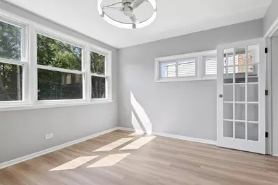 6654 N Seeley Avenue #2N, Chicago, IL 60645 - Photo 17