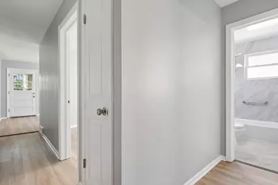 6654 N Seeley Avenue #2N, Chicago, IL 60645 - Photo 13