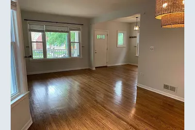 5654 W Byron Street, Chicago, IL 60634 - Photo 7