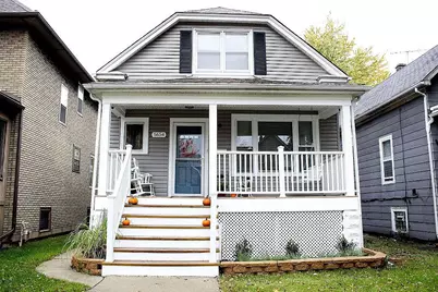 5654 W Byron Street, Chicago, IL 60634 - Photo 1