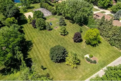 5803 Clarendon Drive, Rockford, IL 61114 - Photo 45