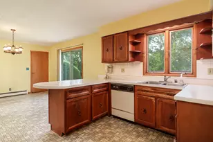 5803 Clarendon Dr, Rockford, IL 61114 - Photo 17