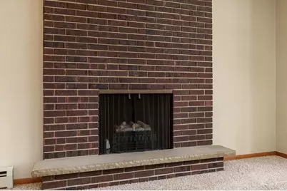 5803 Clarendon Drive, Rockford, IL 61114 - Photo 9