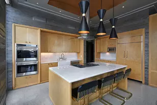 200 W Grand Ave, Chicago, IL 60654 - Photo 11