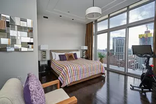 200 W Grand Ave, Chicago, IL 60654 - Photo 21