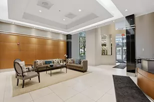 200 W Grand Ave, Chicago, IL 60654 - Photo 45