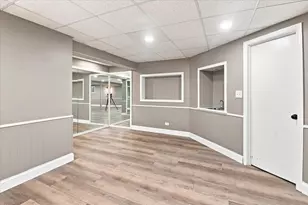 66 Copperwood Dr, Buffalo Grove, IL 60089 - Photo 29