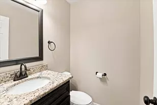 66 Copperwood Dr, Buffalo Grove, IL 60089 - Photo 13