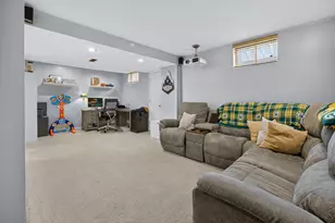 2704 Clearwater Ave, Bloomington, IL 61704 - Photo 29