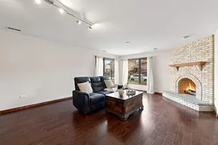2530 N 74th Ave, Elmwood Park, IL 60707 - Photo 3