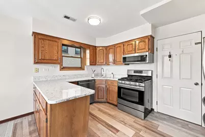 2530 N 74th Avenue #1, Elmwood Park, IL 60707 - Photo 5