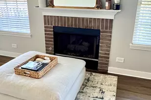 1227 Hathaway Cir, Elgin, IL 60120 - Photo 7