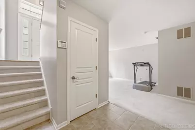 2440 Anna Way #2440, Elgin, IL 60124 - Photo 27