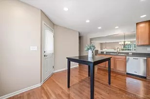 2440 Anna Wy, Elgin, IL 60124 - Photo 13