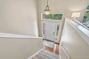 2440 Anna Wy, Elgin, IL 60124 - Photo 3