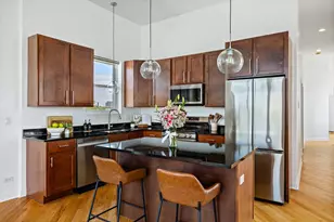 2535 W Flournoy St, Chicago, IL 60612 - Photo 7