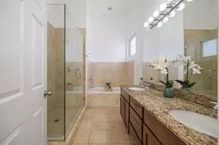 2535 W Flournoy St, Chicago, IL 60612 - Photo 11