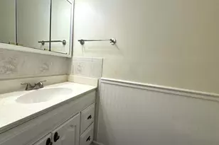 1656 Castbourne Ct, Wheaton, IL 60189 - Photo 9