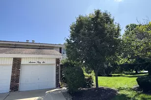 1656 Castbourne Ct, Wheaton, IL 60189 - Photo 1