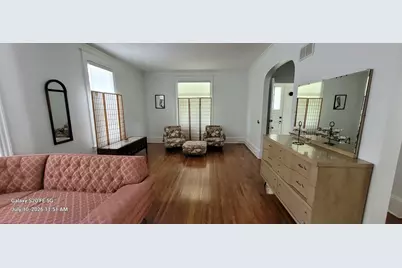 1313 E Washington Street, Bloomington, IL 61701 - Photo 3