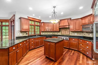 753 Fir Court, Yorkville, IL 60560 - Photo 9