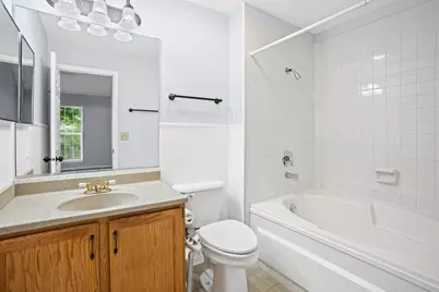 689 Bent Ridge Lane, Elgin, IL 60120 - Photo 9