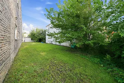 1303 S 51st Avenue, Cicero, IL 60804 - Photo 3
