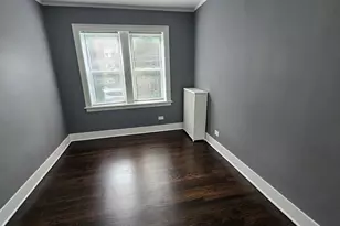 6553 N Francisco Ave, Chicago, IL 60645 - Photo 9