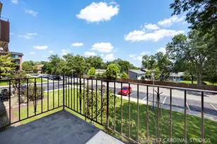 235 N Mill Rd, Addison, IL 60101 - Photo 11