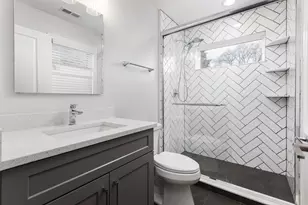 1321 N Webster St, Naperville, IL 60563 - Photo 45