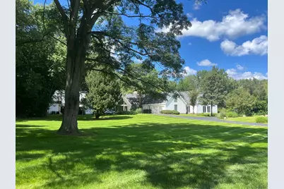7716 Crystal Springs Road, Crystal Lake, IL 60012 - Photo 11