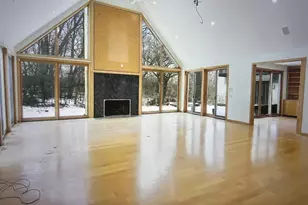 7716 Crystal Springs Rd, Crystal Lake, IL 60012 - Photo 5