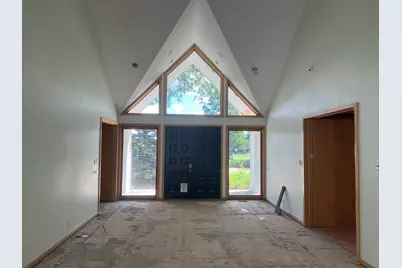 7716 Crystal Springs Road, Crystal Lake, IL 60012 - Photo 7
