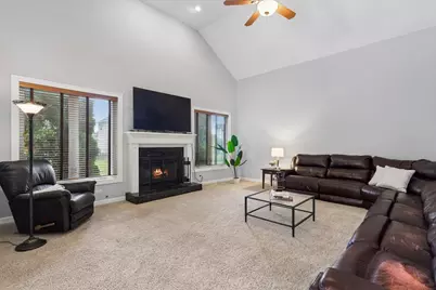 25821 Pastoral Drive, Plainfield, IL 60585 - Photo 15