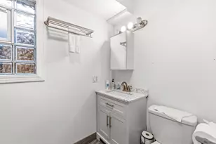 7709 W Addison St, Chicago, IL 60634 - Photo 11
