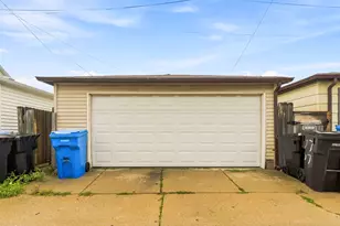 7709 W Addison St, Chicago, IL 60634 - Photo 27