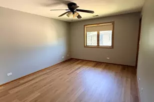 5150 Shadow Creek Dr, Oak Forest, IL 60452 - Photo 5