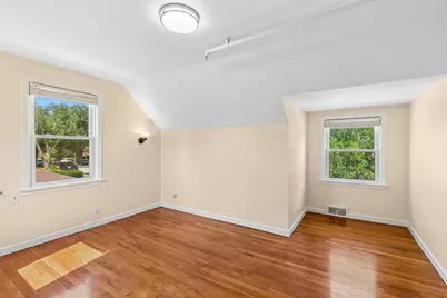 8222 Springfield Avenue, Skokie, IL 60076 - Photo 13