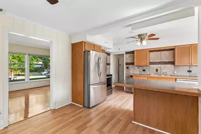 8222 Springfield Avenue, Skokie, IL 60076 - Photo 7