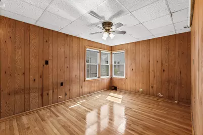8222 Springfield Avenue, Skokie, IL 60076 - Photo 11