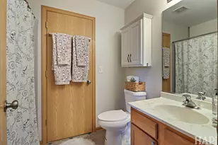 567 Shakespeare Dr, Grayslake, IL 60030 - Photo 19