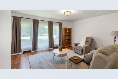 365 N Alleghany Road, Grayslake, IL 60030 - Photo 3