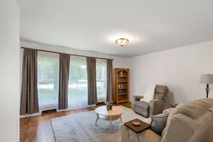 365 N Alleghany Rd, Grayslake, IL 60030 - Photo 3