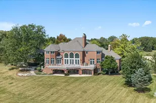 36W555 Stoneleat Rd, Saint Charles, IL 60175 - Photo 67