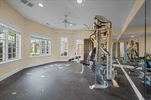36W555 Stoneleat Rd, Saint Charles, IL 60175 - Photo 59