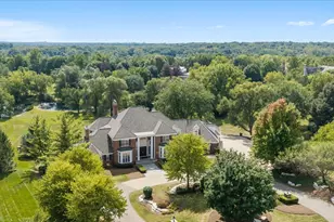 36W555 Stoneleat Rd, Saint Charles, IL 60175 - Photo 3